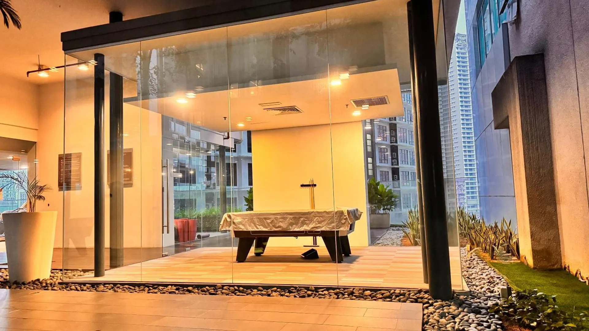 Appartamento 3Min Klcc Luxury 5Pax 2B1B Mercu Summer Suite By Fantasy Hospitality Kuala Lumpur